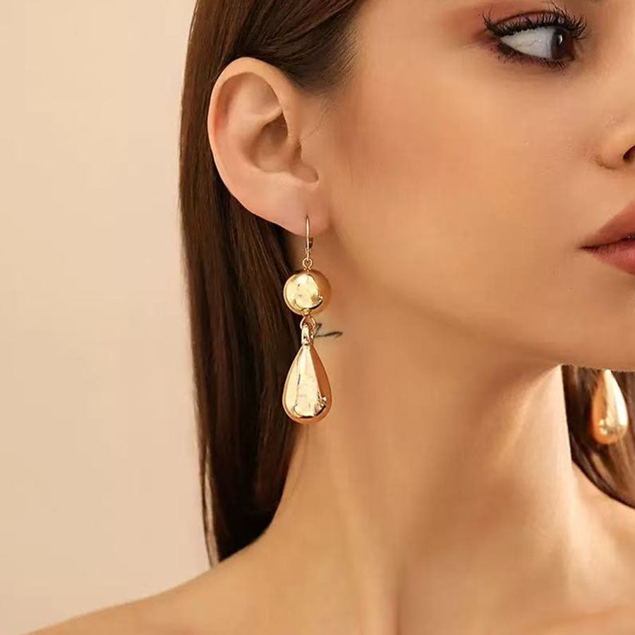 Metallic teardrop earrings