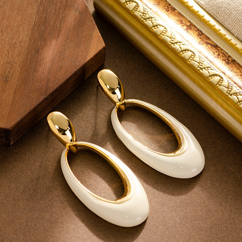 French-style openwork oval silver pin earrings