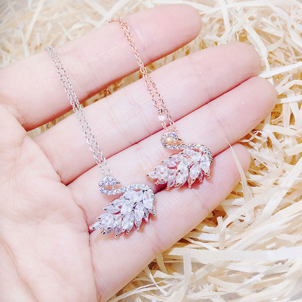 Swan Necklace